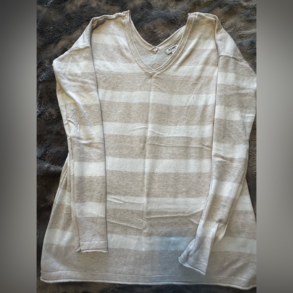 Old Navy Tops - Old Navy Beige Knit Top